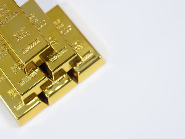 卖黄金时需要注意哪些问题？这些注意事项对交易结果有何影响？
